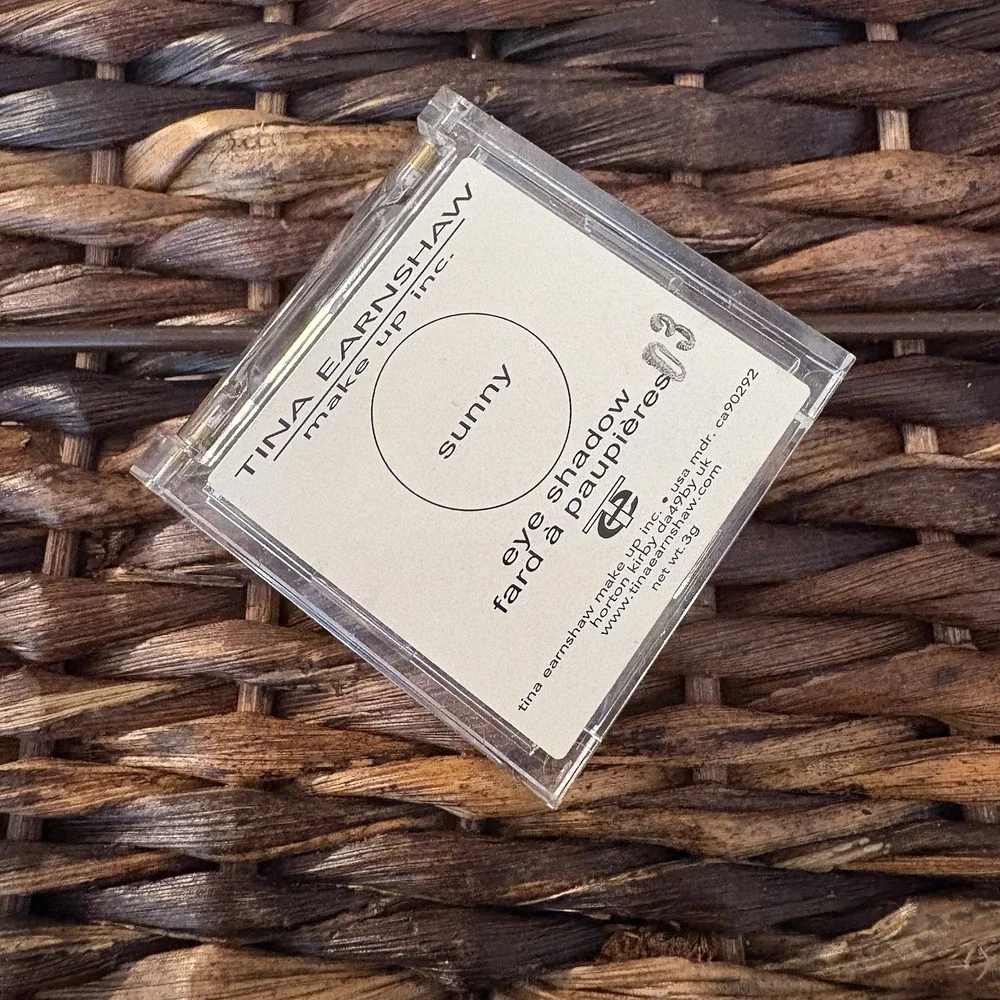 Arisan By Tina Earnshaw Makeup Inc., Cosmetics Shade Sunny Eyeshadow